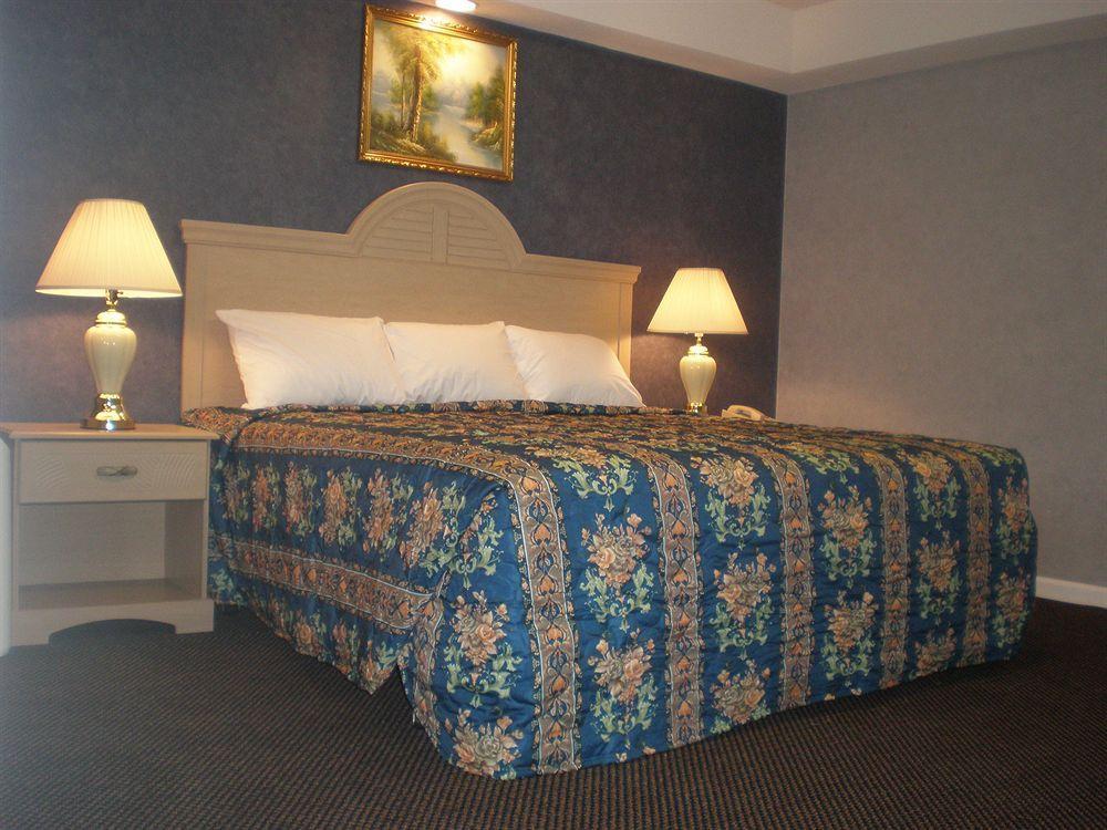 Village Inn&Suites - Smithville Extérieur photo