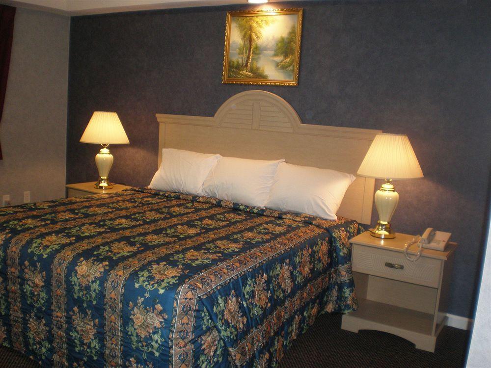 Village Inn&Suites - Smithville Extérieur photo