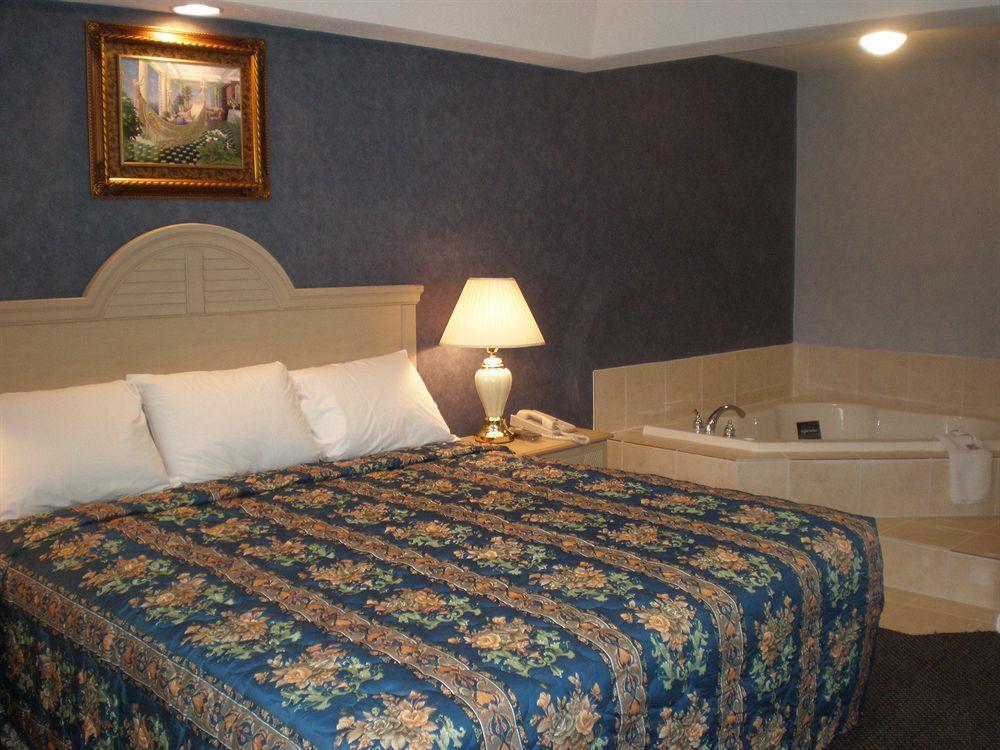 Village Inn&Suites - Smithville Extérieur photo