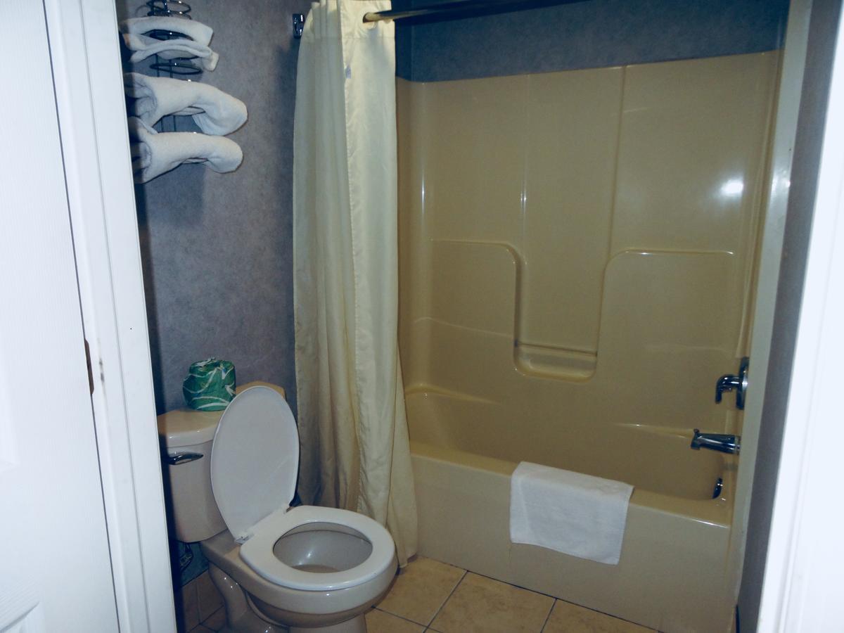 Village Inn&Suites - Smithville Extérieur photo