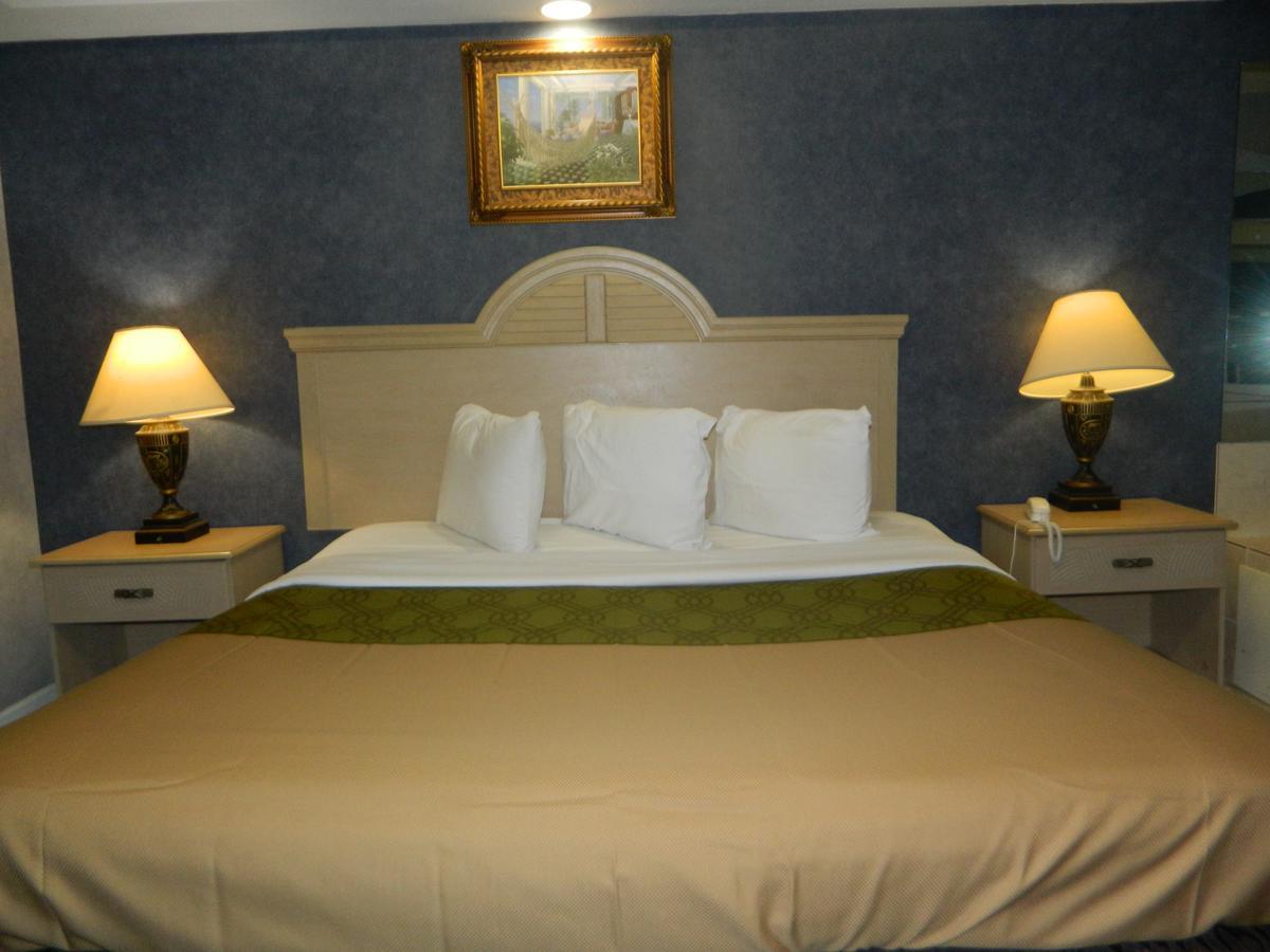 Village Inn&Suites - Smithville Extérieur photo