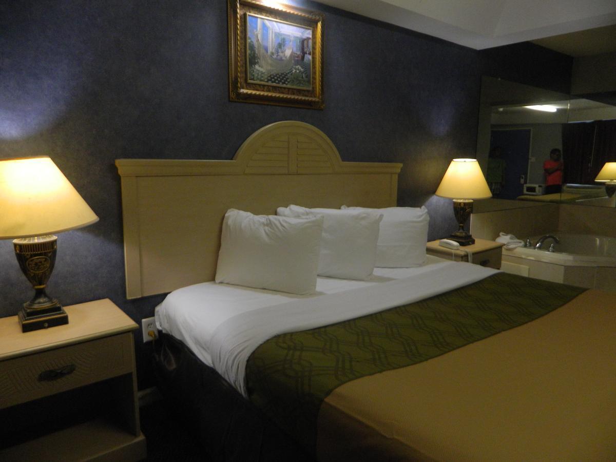 Village Inn&Suites - Smithville Extérieur photo