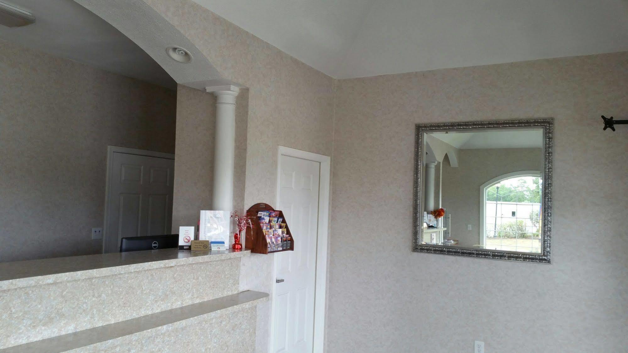 Village Inn&Suites - Smithville Extérieur photo