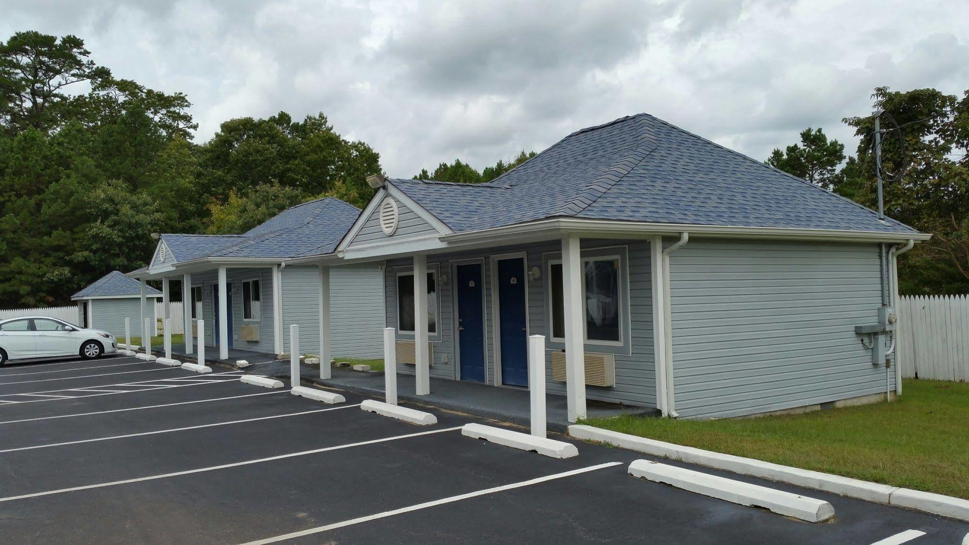 Village Inn&Suites - Smithville Extérieur photo